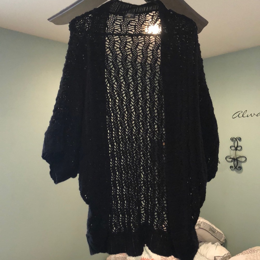 Slouchy sleeve black cardigan